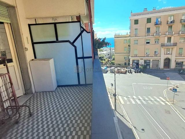 Appartamento in vendita a Medio Levante, Serra Riccò