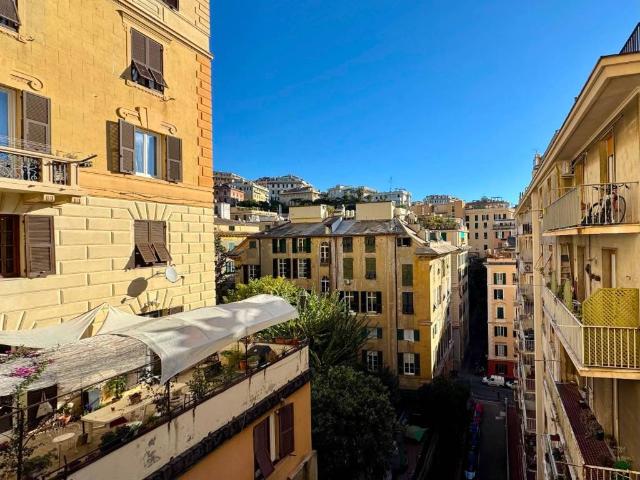 Appartamento in vendita a Centro Est, Serra Riccò