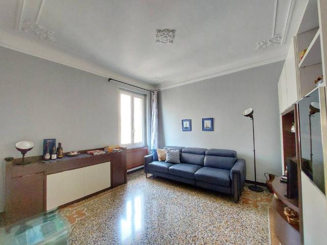 Appartamento in vendita a Centro Ovest, Serra Riccò