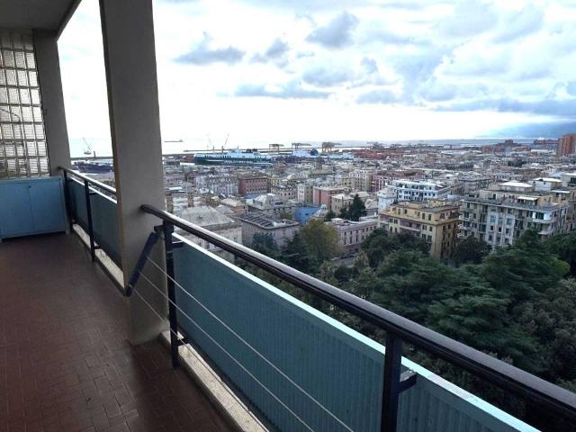 Appartamento in vendita a Sampierdarena, Genova