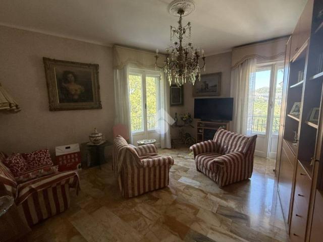 Appartamento in vendita a Centro Est, Serra Riccò