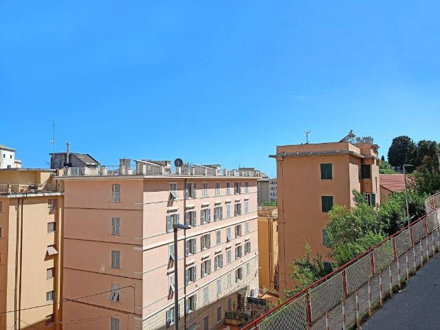 Appartamento in vendita a Centro Ovest, Serra Riccò