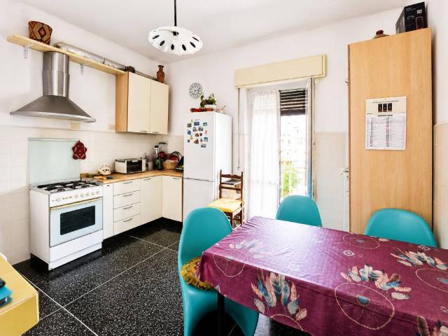 Appartamento in vendita a Bassa Val Bisagno, Serra Riccò