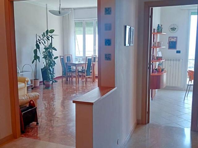 Appartamento in vendita a Ponente, Serra Riccò