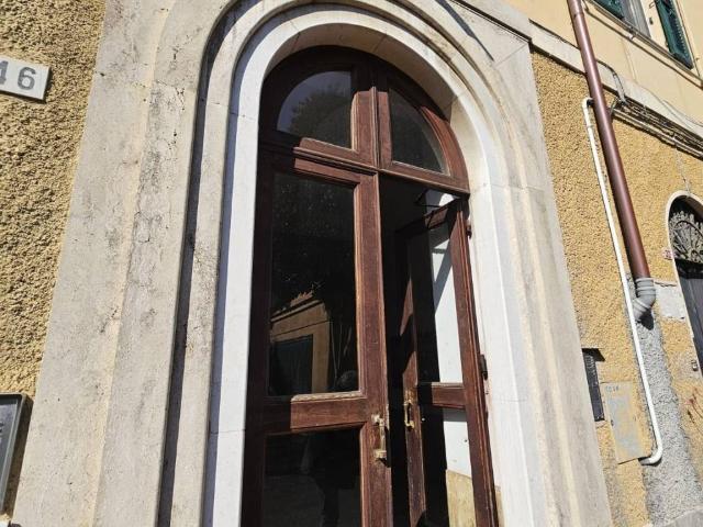 Appartamento in vendita a Levante, Serra Riccò