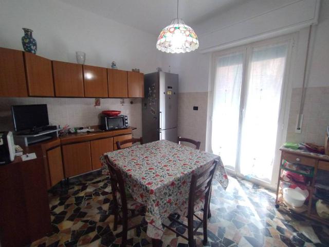 Appartamento in vendita a Val Polcevera, Serra Riccò