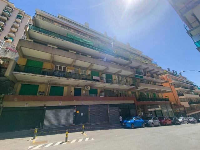 Appartamento in vendita a Centro Est, Serra Riccò