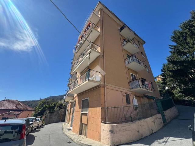 Appartamento in vendita a Val Polcevera, Serra Riccò