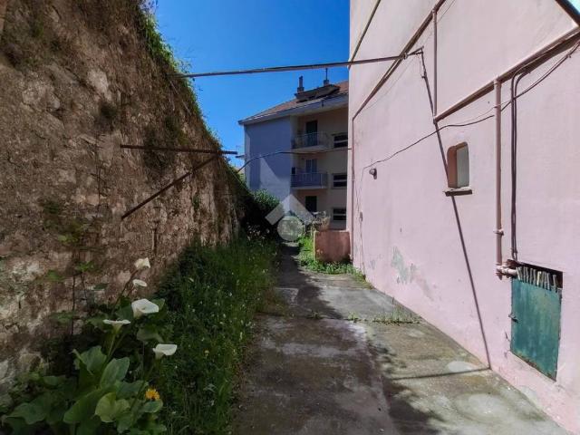 Appartamento in vendita a Val Polcevera, Serra Riccò