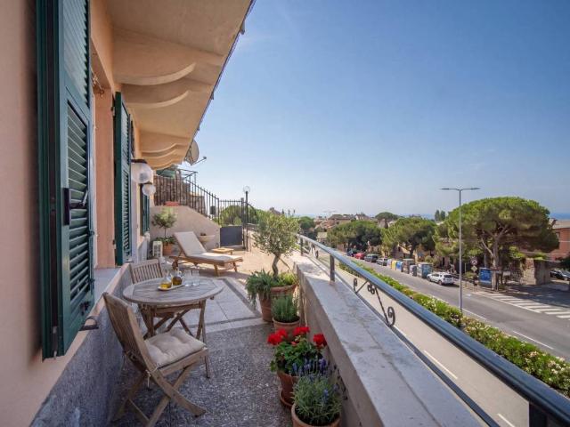 Appartamento in vendita a Levante, Serra Riccò