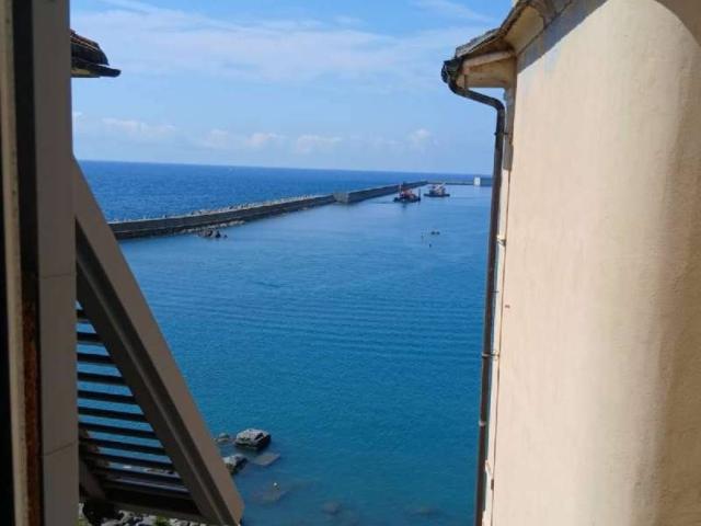 Appartamento in vendita a Ponente, Serra Riccò