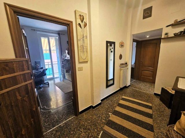 Appartamento in vendita a Val Polcevera, Serra Riccò
