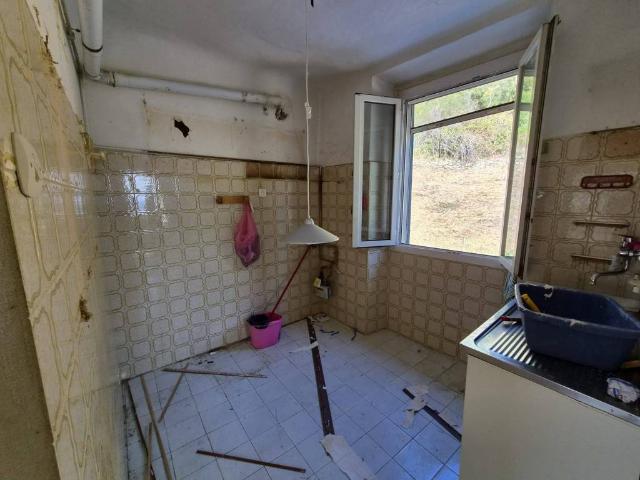 Appartamento in vendita a Sestri Ponente, Genova