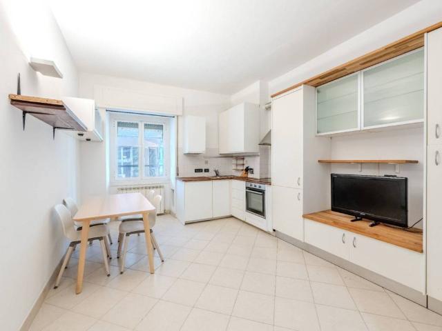 Appartamento in vendita a Centro Est, Serra Riccò