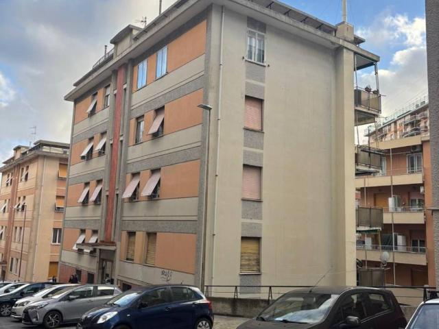 Appartamento in vendita a Centro Ovest, Serra Riccò