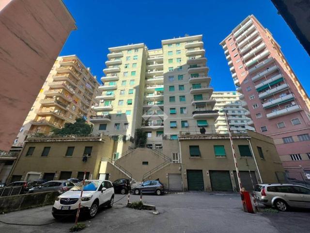 Appartamento in vendita a Centro Ovest, Serra Riccò