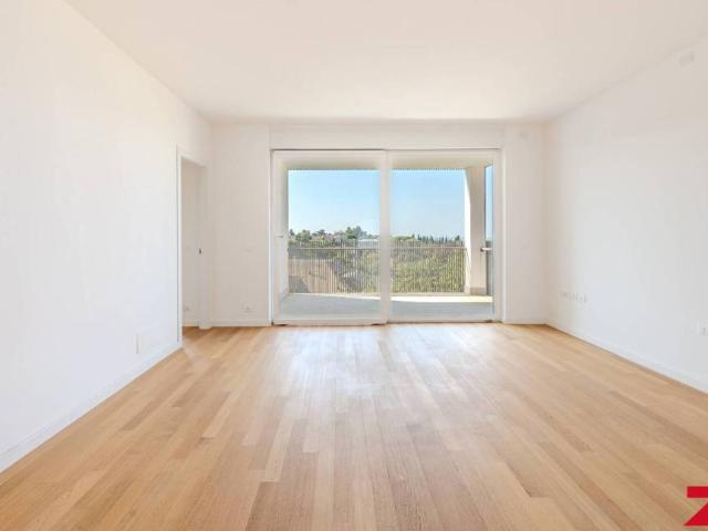 Appartamento in vendita a Medio Levante, Serra Riccò