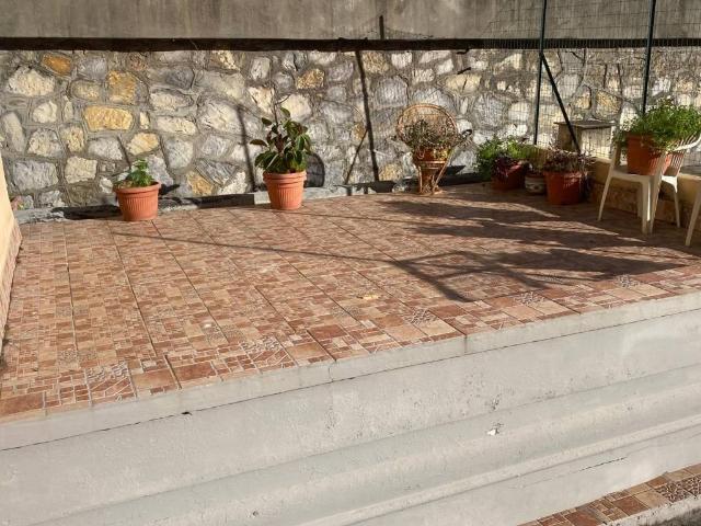 Appartamento in vendita a Levante, Serra Riccò