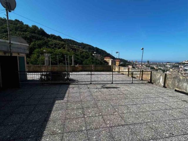 Appartamento in vendita a Val Polcevera, Serra Riccò