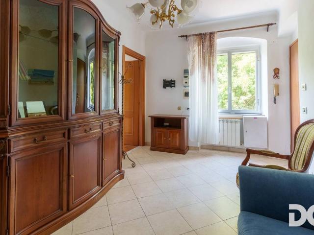 Appartamento in vendita a Levante, Serra Riccò