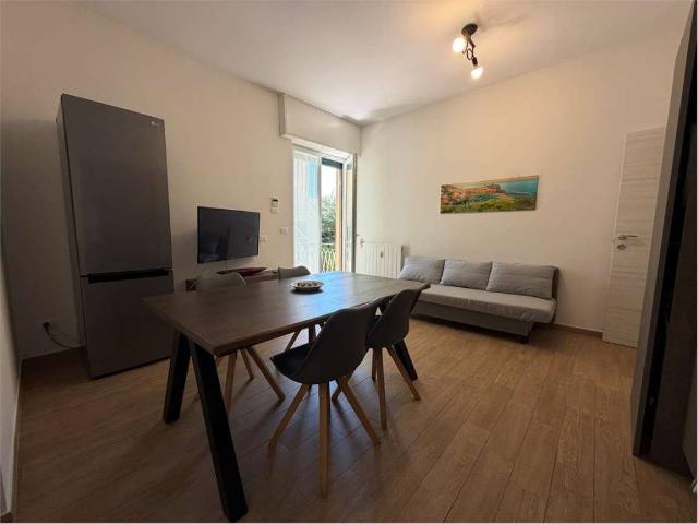 Appartamento in vendita a Centro Est, Serra Riccò