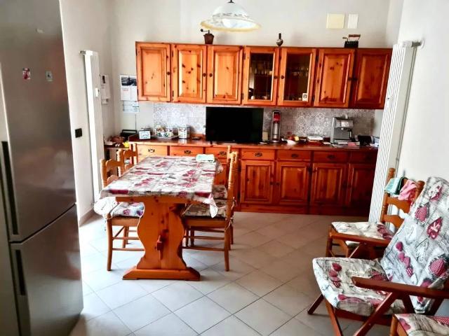 Appartamento in vendita a Val Polcevera, Serra Riccò