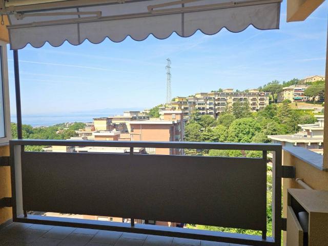 Appartamento in vendita a Centro Ovest, Serra Riccò