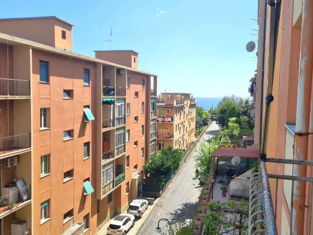 Appartamento in vendita a Centro Ovest, Serra Riccò