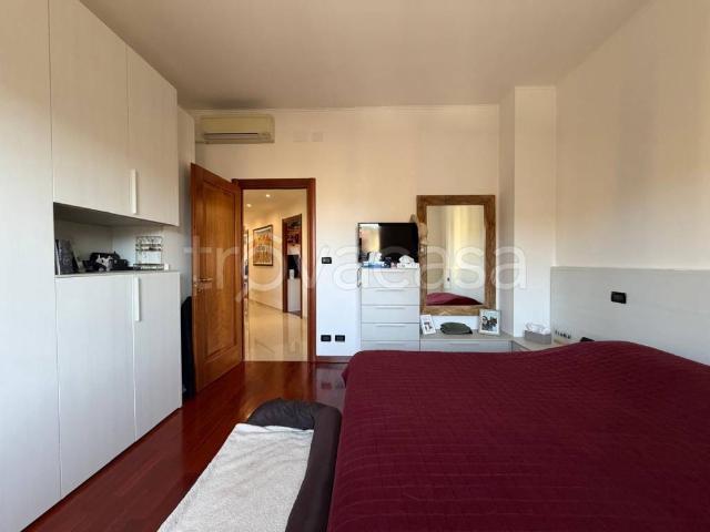 Appartamento in vendita a Medio Levante, Serra Riccò