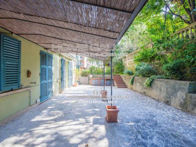 Appartamento in vendita a Medio Levante, Serra Riccò
