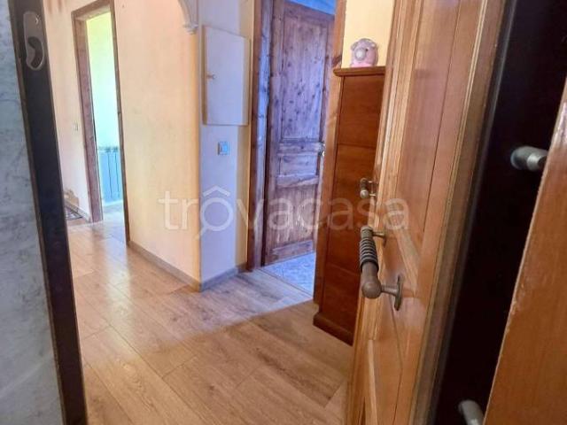 Appartamento in vendita a Medio Ponente, Serra Riccò