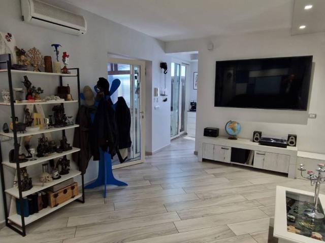 Appartamento in vendita a Ville di Nemi, Roma Capitale