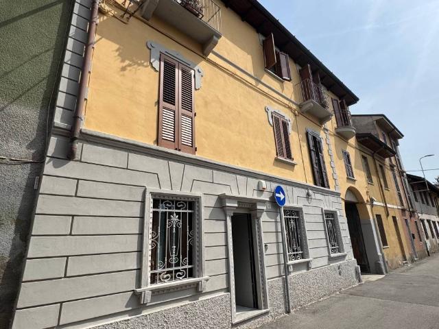 Appartamento in vendita a Gessate, Lombardia
