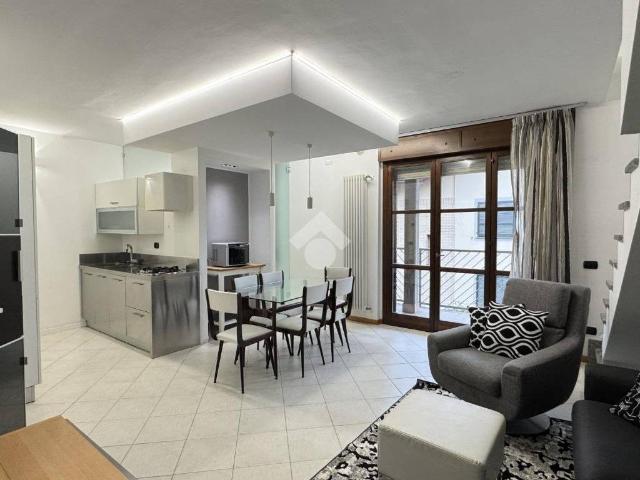 Appartamento in vendita a Gessate, Lombardia
