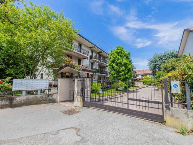 Appartamento in vendita a Gessate, Lombardia