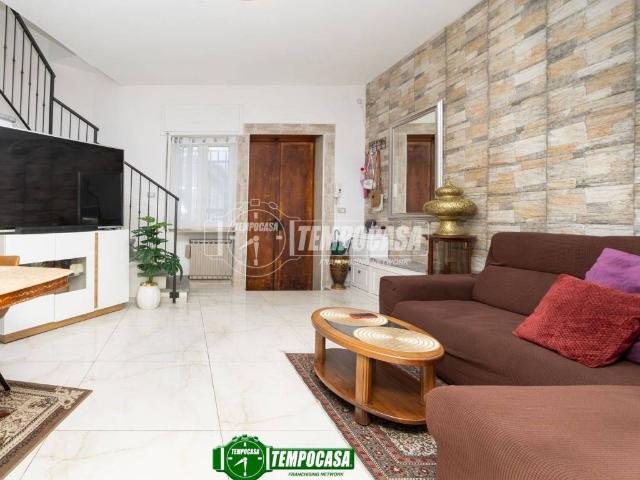 Villa Indipendente in vendita a Gessate, Lombardia