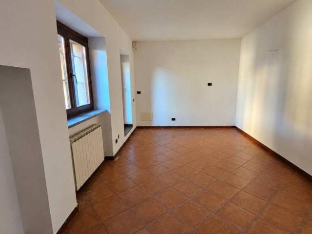 Appartamento in vendita a Piemonte, Novara