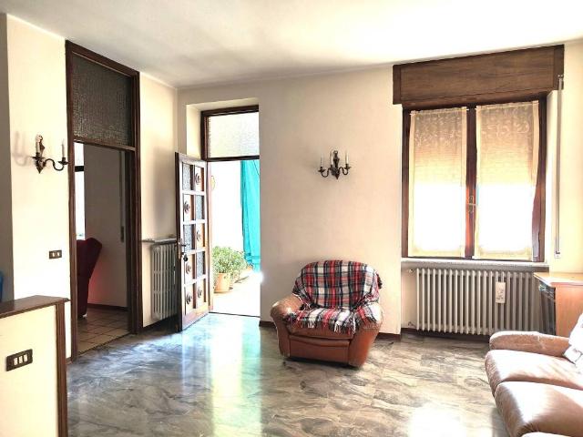 Appartamento in vendita a Ghisalba, Lombardia