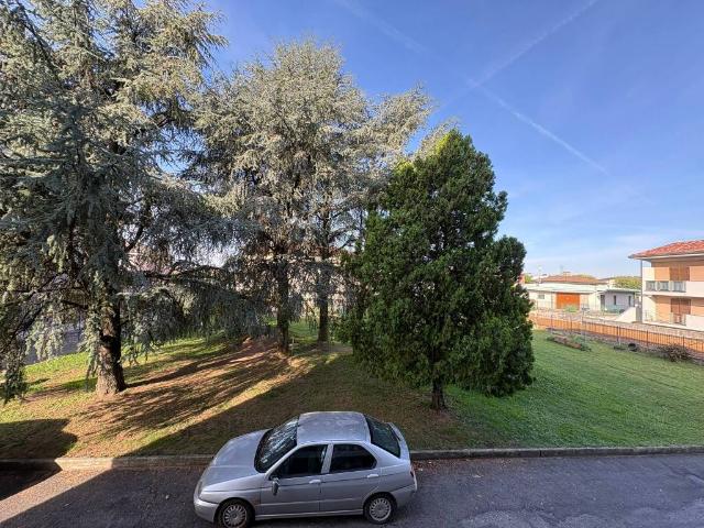 Appartamento in vendita a Ghisalba, Bergamo