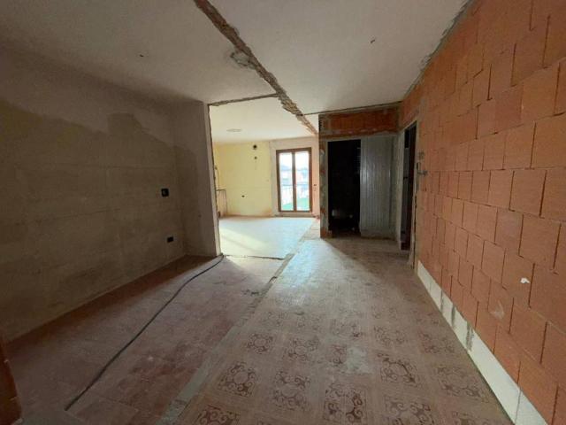 Appartamento in vendita a Ghisalba, Lombardia
