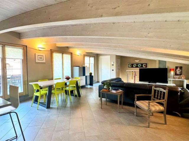 Appartamento in vendita a Comunità montana della valle Camonica, Gianico