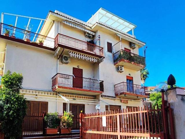 Appartamento in vendita a Chianchitta, Giardini Naxos