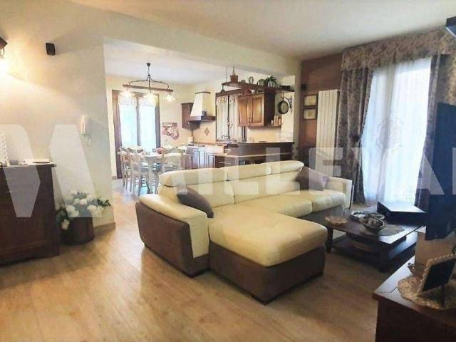 Appartamento in vendita a Giarratana, Sicilia