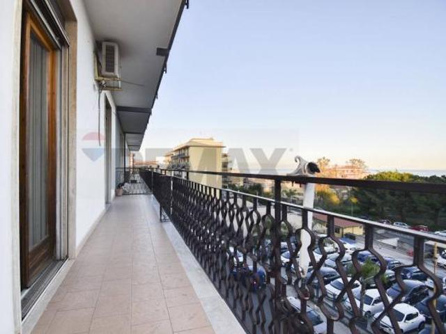 Appartamento in vendita a Giarre, Sicilia