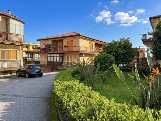 Appartamento in vendita a Giarre, Sicilia