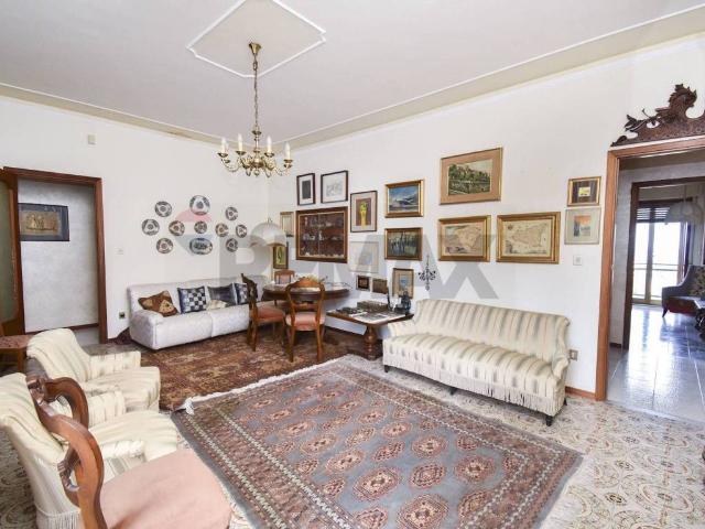 Appartamento in vendita a Giarre, Sicilia