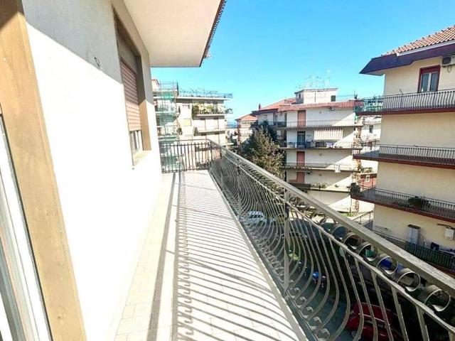 Appartamento in vendita a Peri, Giarre