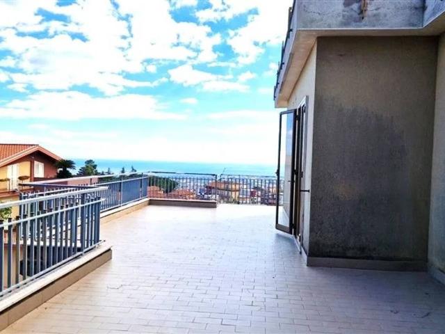 Appartamento in vendita a San Giovanni Montebello, Giarre
