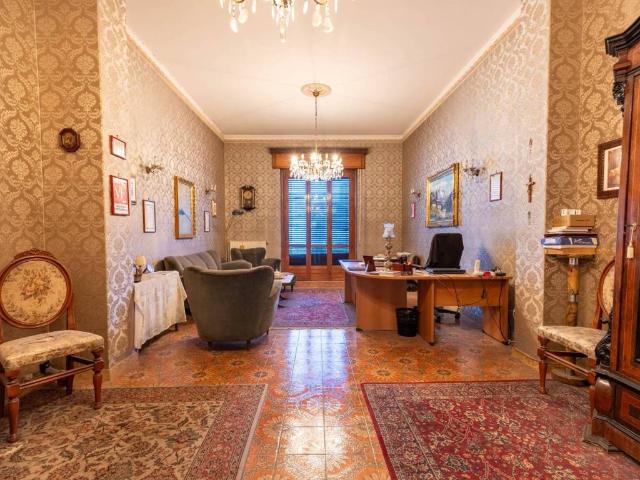 Appartamento in vendita a Giarre, Catania