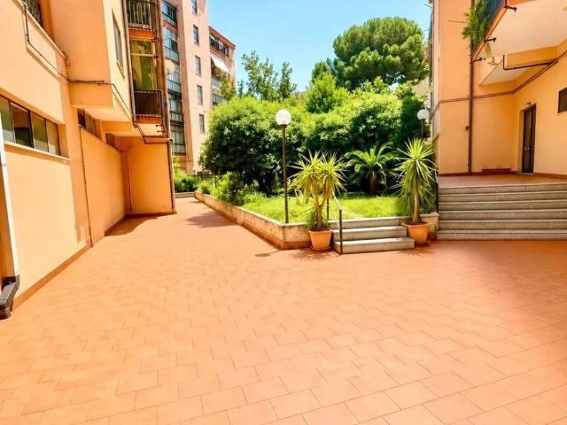 Appartamento in vendita a Giarre, Sicilia
